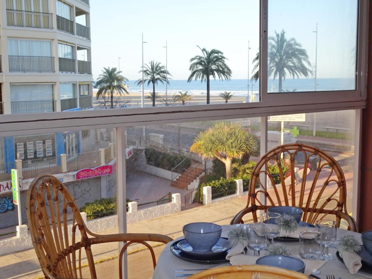Capri Gandia Primera Linea - Alquiler Solo Familias Playa de Gandia エクステリア 写真